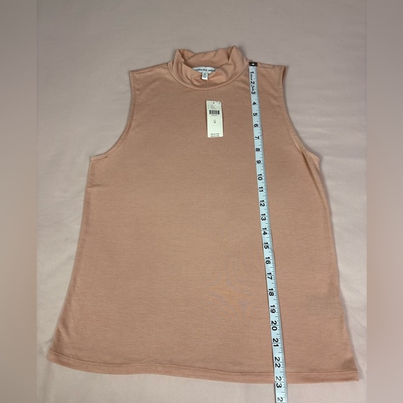 Cupcakes & Cashmere Peach Tank Top - Picture 4 of 9